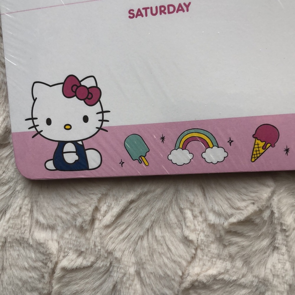 Hello Kitty Weekly Desk Pad - Picture 3 of 5